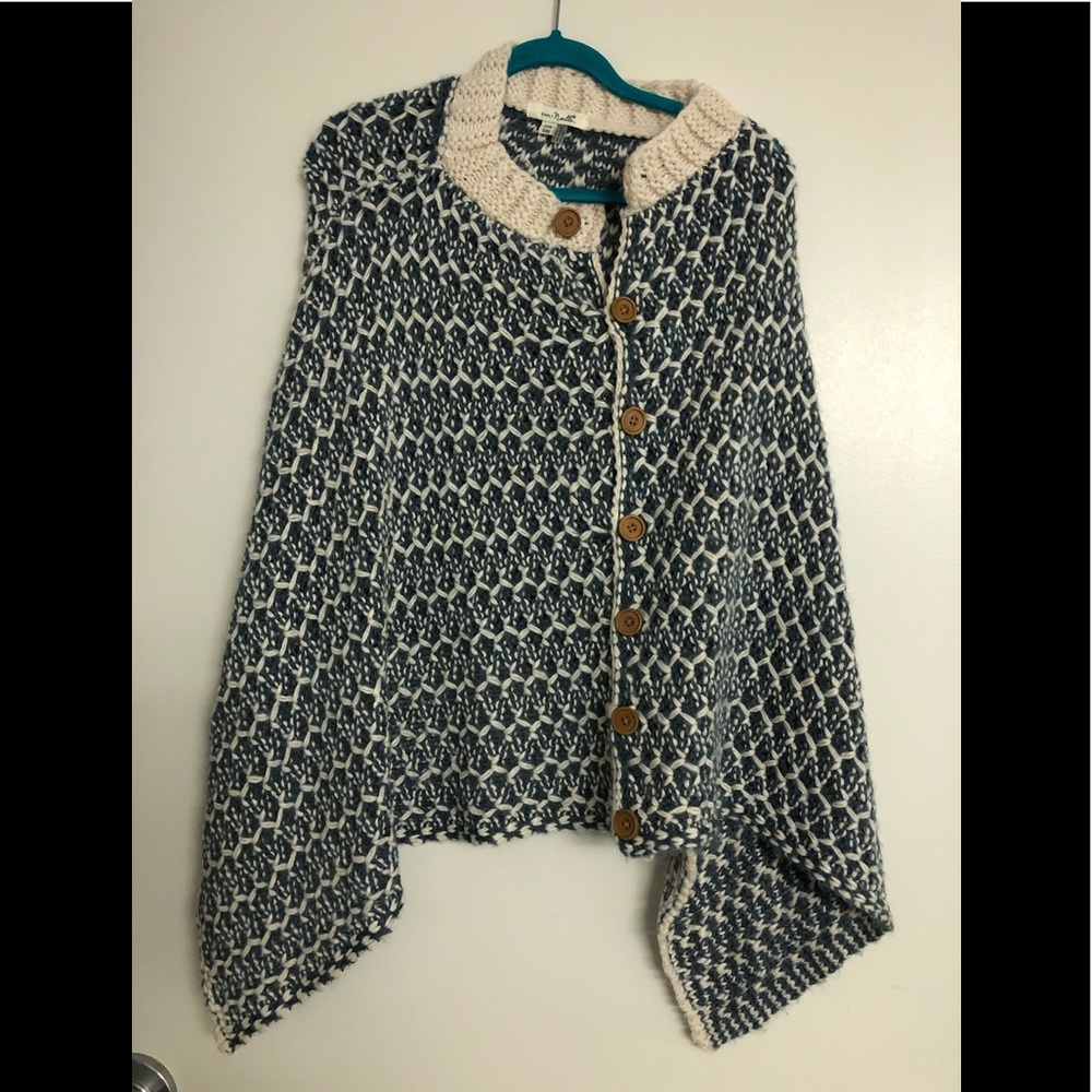 Knit poncho - EUC - one size fits all